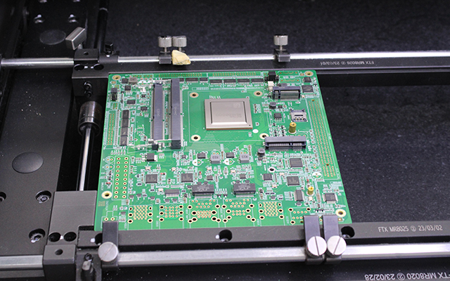 接口多样化：M-ITX国产主板的丰富连接性能