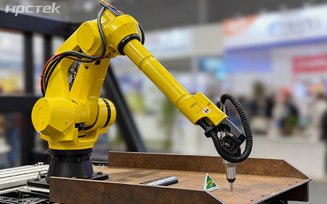 D2000飞腾瘦客户机，为工业发展提供便捷、高效的核心硬件(图1)