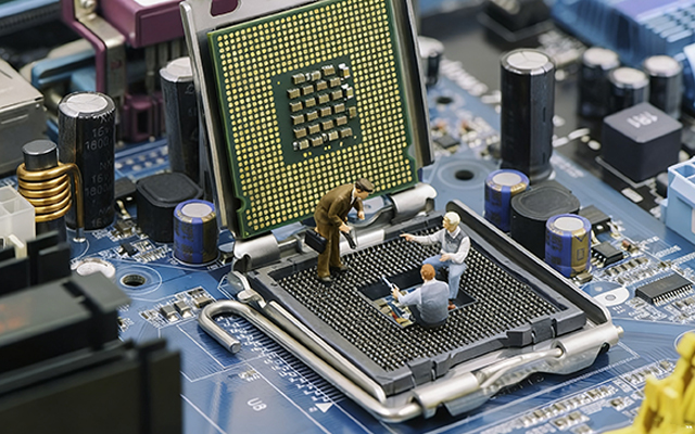 国产芯驱动，高性能飞腾主板赋能工业智能化